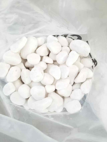 Natural Snow White Pebbles