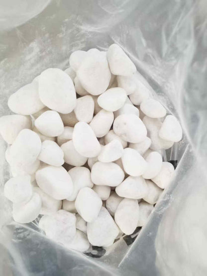 Natural Snow White Pebbles